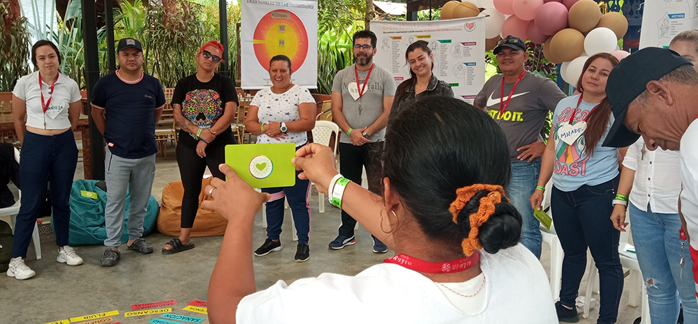Encuentro de Comunicacion no violenta con beneficiarios del Bajo Cauca Antioqueño
